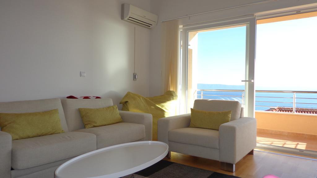 Apartment Lara Makarska Oda fotoğraf