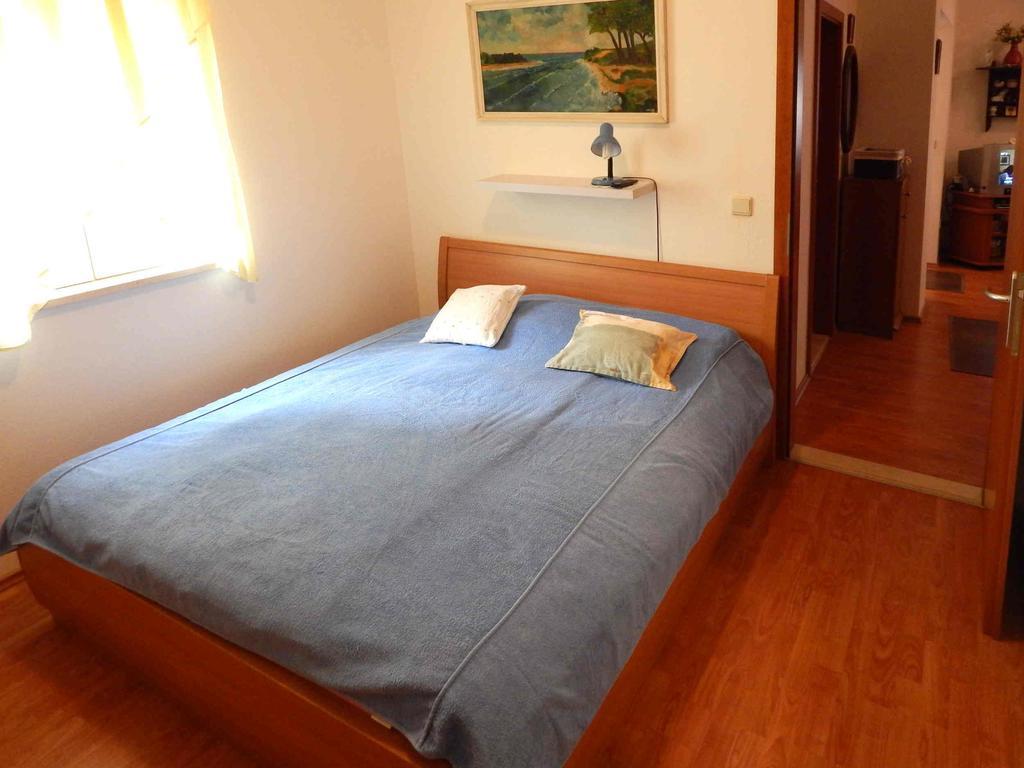 Apartment Lara Makarska Oda fotoğraf