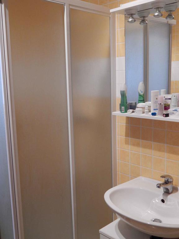 Apartment Lara Makarska Oda fotoğraf